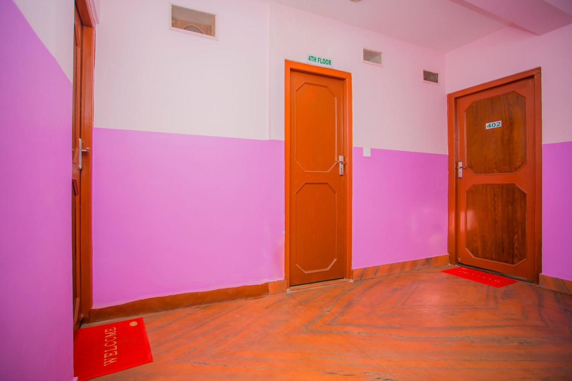 Oyo 297 Hotel Aayam Kathmandu Exterior photo
